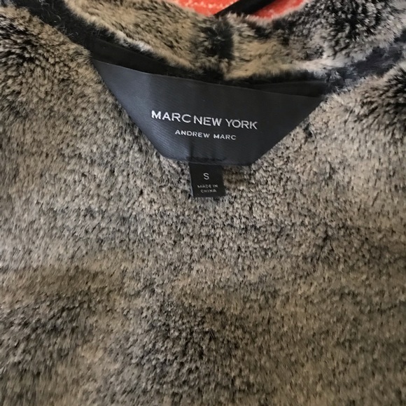 Marc New York by Andrew Marc Women's Black Faux Sherpa Vest Size Small - Picture 4 of 12